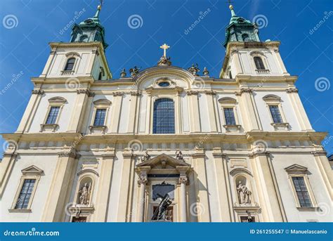 Church Of The Holy Cross Kosciol Swietego Krzyza Roman Catholic House