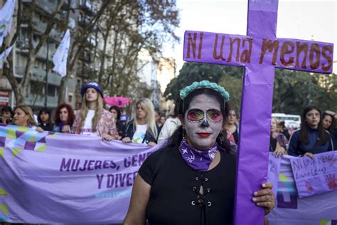 Ni Una Menos Masivas Movilizaciones En Todo El Pa S