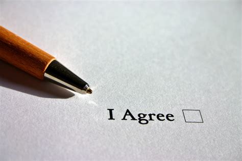 The Pros Cons Of Employment Contracts And What To Include