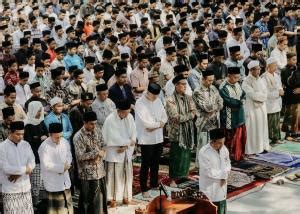 Ikut Sholat Istisqa Di Cianjur Ganjar Semoga Hujan Segera Turun