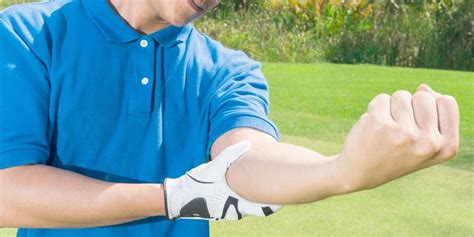 Compression Sleeves That Noticeably Help Golfer’s Elbow