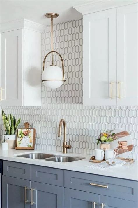 Elegant Kitchen Backsplash Decor To Improve Your Beautiful Kitchen