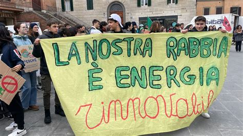 Anche A Siena Una Nuova Mobilitazione Per Il Clima Radiosienatv