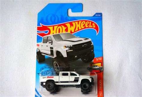 Hot Wheels Chevrolet Silverado Trail Boss White Festima Ru частные объявления