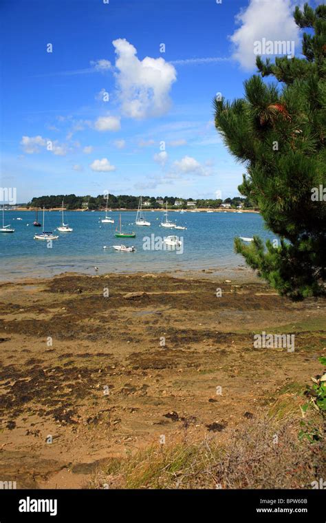 Bretagne beaches hi-res stock photography and images - Alamy