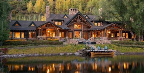 Highly Inviting Timber Frame House In The Beautiful Rocky Mountains