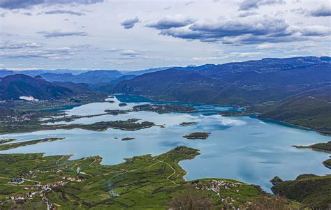 Cloudy Day Rama Lake Zahum Bosnia And Herzegovina Flickr