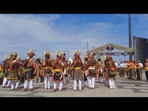 Caci Hari Ini Festival Golo Koe Labuan Bajo Manggarai Barat Di Water