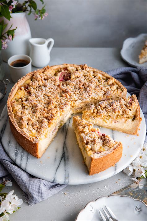 Rhabarber Käsekuchen mit Streuseln Hey Foodsister