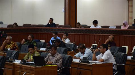 Foto Suasana Rapat Pleno Rekapitulasi Suara Pemilu 2019 Hari Kedua