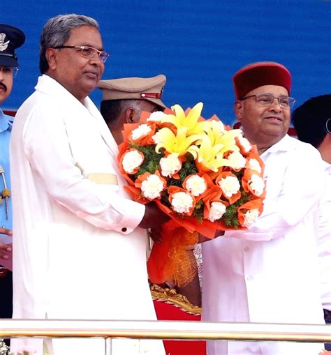 Bengaluru: Karnataka Governor Thawar Chand Gehlot with Deputy CM ...