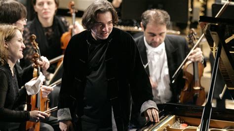 Le Pianiste Fazil Say D Programm Cause De Ses Positions Sur Le