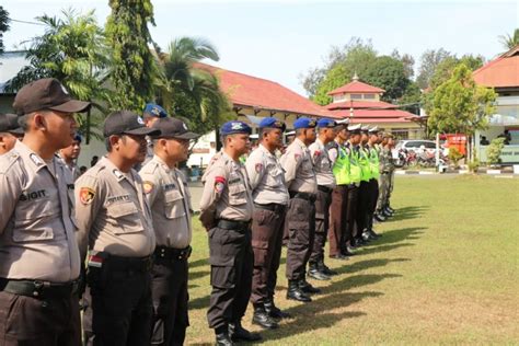 Jaga Keamanan Ratusan Aparat Gabungan Tni Polri Merauke Disiagakan