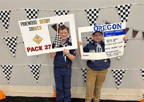 Redmond Sisters Cub Scouts Race Their Cars In Annual Pinewood Derby