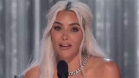 Kim Kardashian Booed At The Roast Of Tom Brady As Reality Star Hits