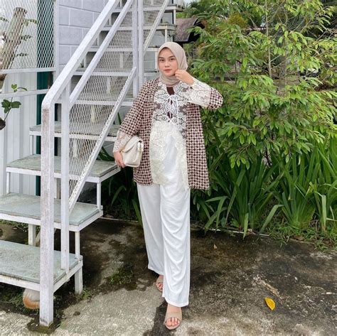 10 OOTD Batik Hijab Untuk Kondangan Formal Dan Kekinian