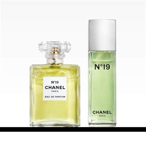 CHANEL 19 Eau de Parfum & Eau de Toilette | CHANEL
