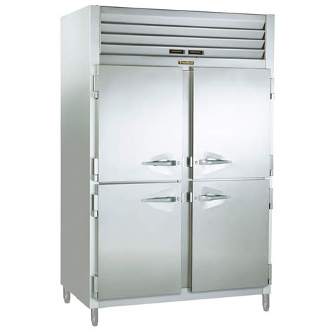 Traulsen RDT232WUT HHS Stainless Steel 45 Cu Ft Two Section Half Door