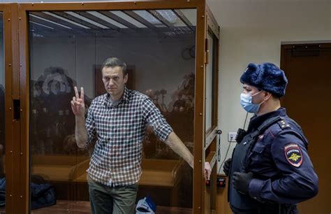 Aleksei Navalny Says He Is ‘a Skeleton Walking Swaying In Its Cell