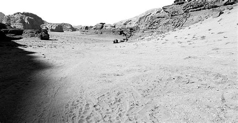 In The Wadi Rum Desert Of Jordan Photo Background And Picture For Free