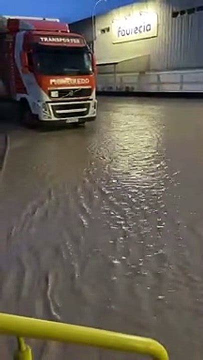 Inundación en la factoría de Faurecia en Valladolid Vídeo Dailymotion