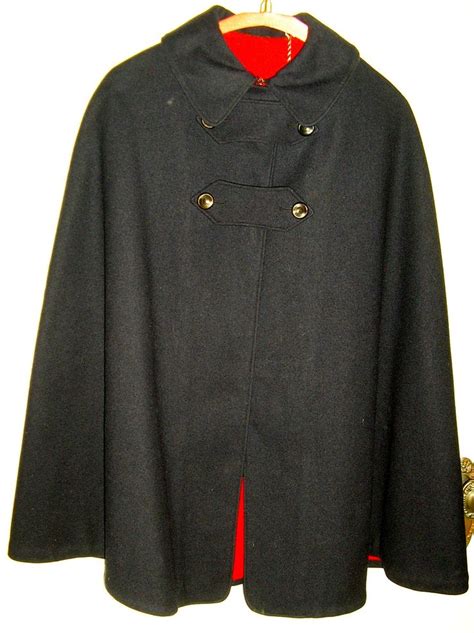 Vintage Nurses Cape Navy Wool With Red Lining Wwii Etsy Nurse Cape