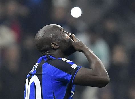 Football Soccer Lukaku Strikes Late To Snatch Win For Inter Over Porto