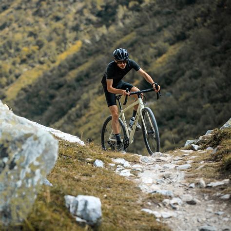 Felt Breed 30 GRX Gravel Bike - Boxed Bike | Merlin Cycles
