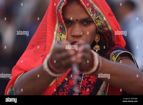 Rituals Of Chhath Hi Res Stock Photography And Images Alamy