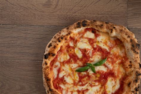 Pizza Napoletana Con Biga