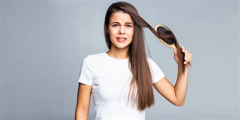 5 Factors That Can Cause Hair Thinning