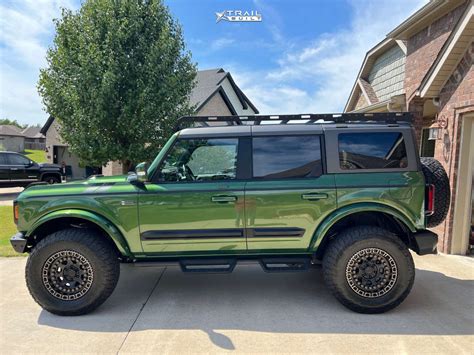 2022 Ford Bronco Wheel Offset Slightly Aggressive Suspension Lift 3