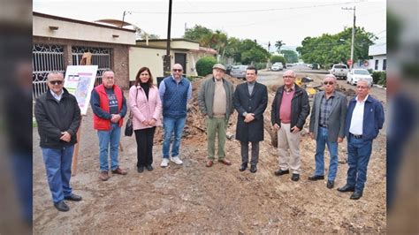 En Compa A De Vecinos Presidente Municipal De Victoria Supervisa