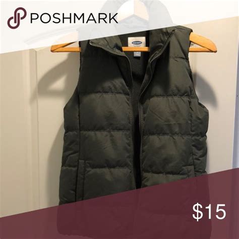 Olive Green Puffer Vest Like New Old Navy