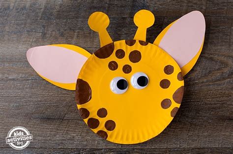 Cute Paper Plate Giraffe Craft For Kids Kids Activities Blog