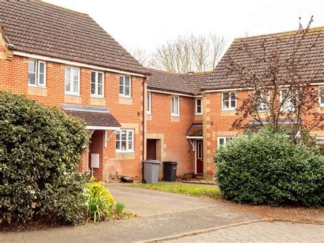 Bed Terraced House For Sale In Wilson Road Hadleigh Ipswich Ip