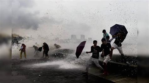 Mumbai Is Cyclone Impact Behind Mumbai Konkan Rains This Weekend Imd