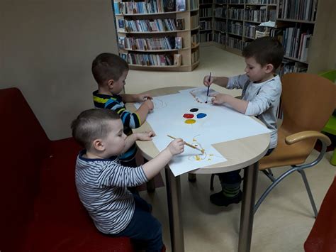 Miejska Biblioteka Publiczna Filia Nr W Olsztynie Kolorowe Zabawy