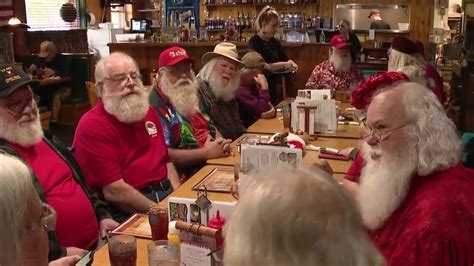 Kris Kringle Convention Group Of Santas Gather At Small Michigan