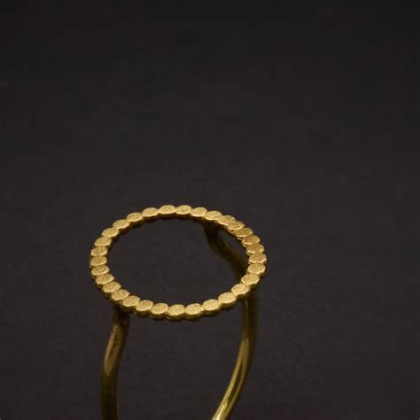 Enso Ring Group Oval Gold 2 0xi Contemporary Rings By Yvonne