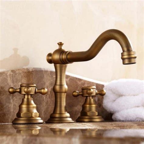 Widespread Antique Brass Bathroom Faucet Basin Mixer Tap Deck Mount