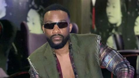 Formule Fally Ipupa Entre Dans Lhistoire Avec Son Album Certifi