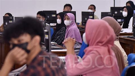 Hari Pertama UTBK SNBT 2024 Di UPN Veteran Jakarta Foto Tempo Co