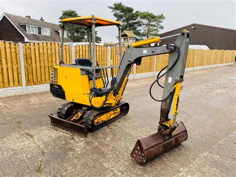 Jcb Mini Digger C W Cylinder Perkins Engine