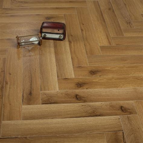 Traditional Oak 12mm Herringbone Floor Depot