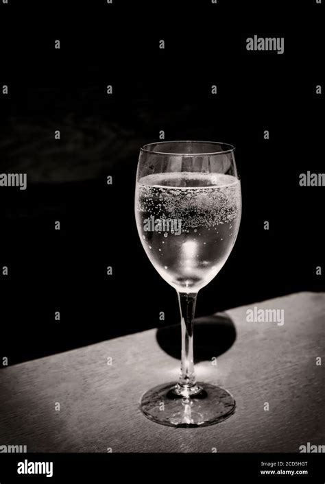 Mineralwasser Fotos und Bildmaterial in hoher Auflösung Alamy