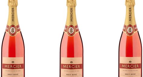 Champagne Mercier Brut Rosé – Glass Of Bubbly