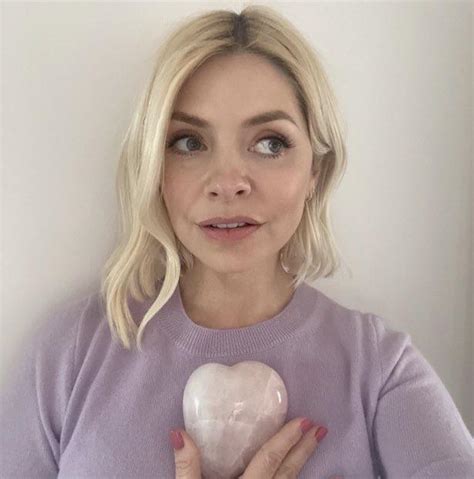 Heart : r/TheHollyWilloughby