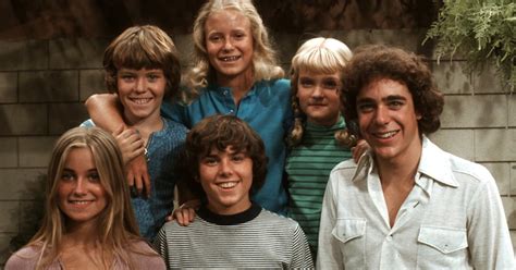 Watch the 'Brady Bunch' cast share their favorite episodes 50 years later