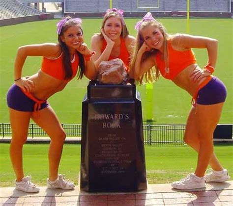 Wrap-Up Magazine: The Clemson Tigers Cheerleaders